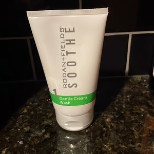 Rodan & Fields Soothe